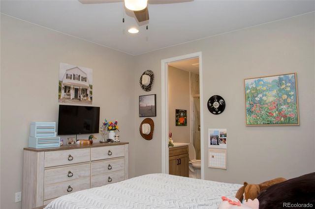 7936 S Jamestown Court, Aurora, CO 80016