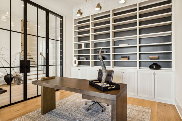 8864 Edgecomb Dr, College Grove, TN 37046