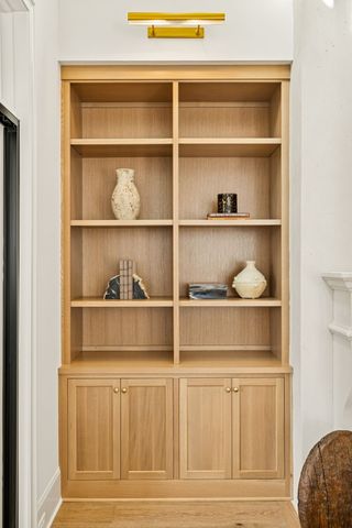 8864 Edgecomb Dr, College Grove, TN 37046