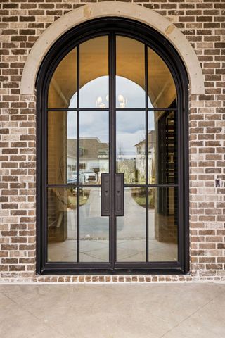 8864 Edgecomb Dr, College Grove, TN 37046