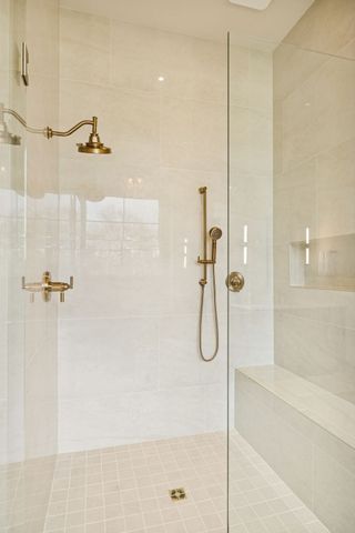 8864 Edgecomb Dr, College Grove, TN 37046