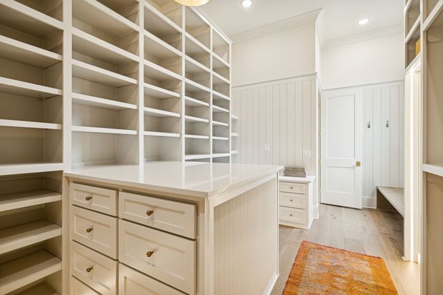 8864 Edgecomb Dr, College Grove, TN 37046