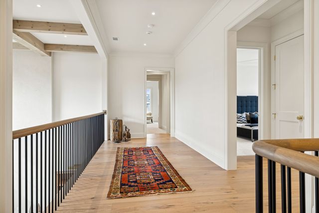 8864 Edgecomb Dr, College Grove, TN 37046