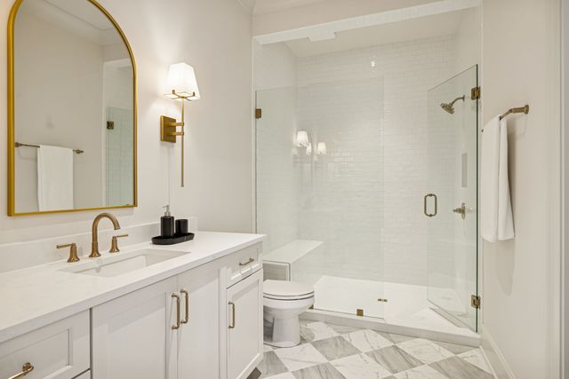 8864 Edgecomb Dr, College Grove, TN 37046