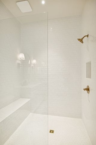 8864 Edgecomb Dr, College Grove, TN 37046