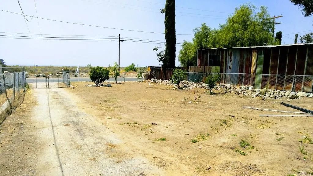 1396 Garnet, Mentone, CA 92359