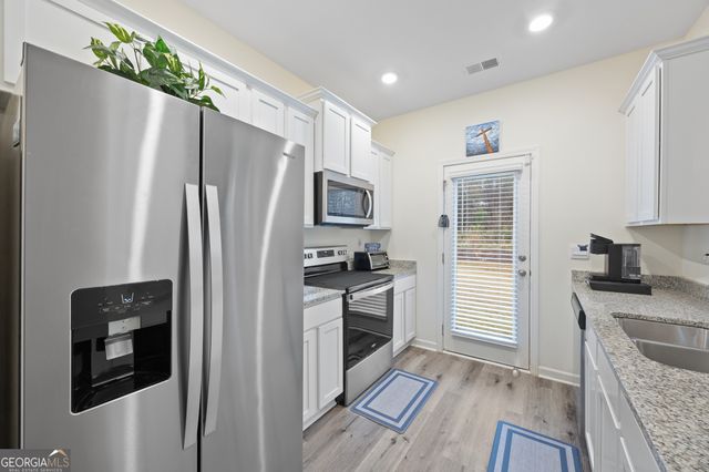 431 Broder Farms Drive, Stockbridge, GA 30281