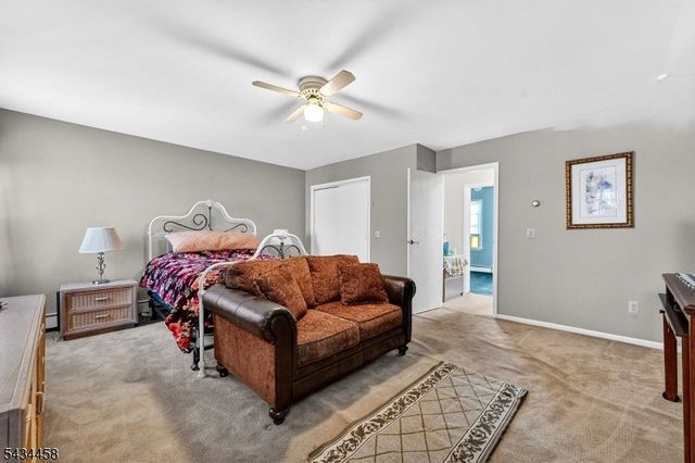 109 Main St, Garfield City, NJ 07026