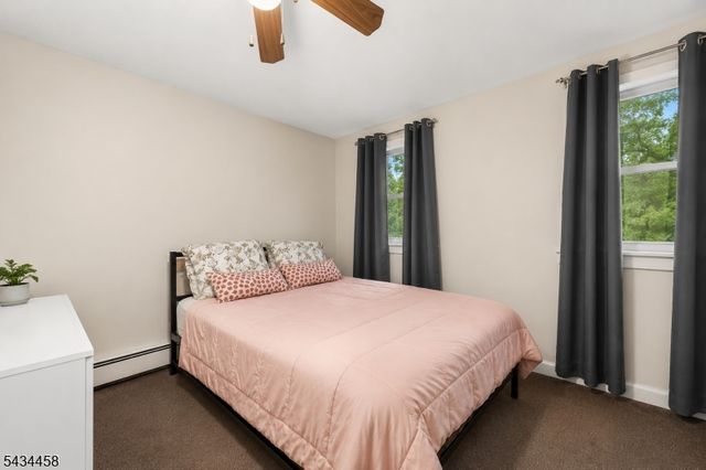 109 Main St, Garfield City, NJ 07026