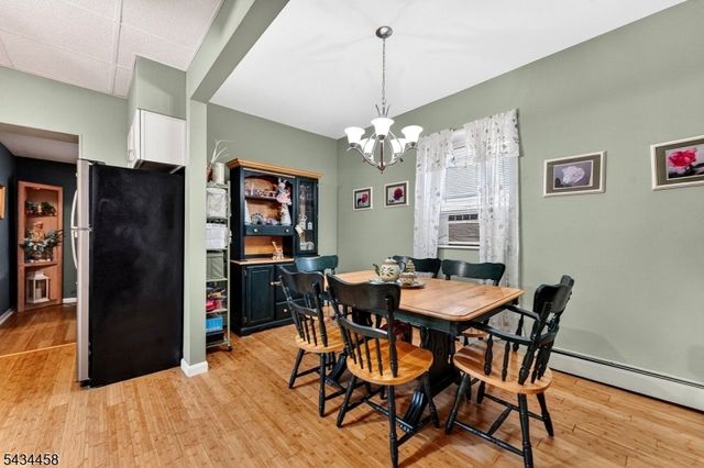109 Main St, Garfield City, NJ 07026