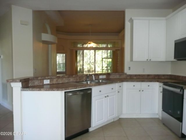 133 Bauer Circle, Daytona Beach, FL 32124