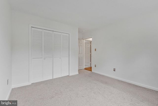 3 NEW CUT RD, Round Hill, VA 20141