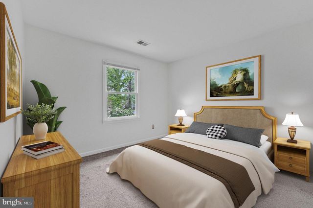 3 NEW CUT RD, Round Hill, VA 20141