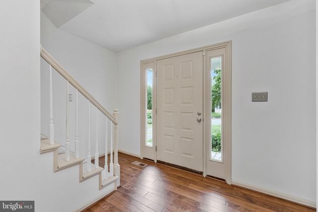 3 NEW CUT RD, Round Hill, VA 20141
