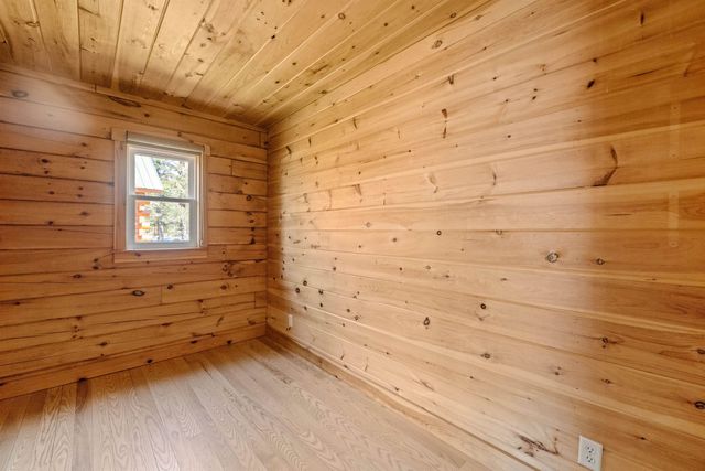 308 Lake Road, Lunenburg, VT 05906