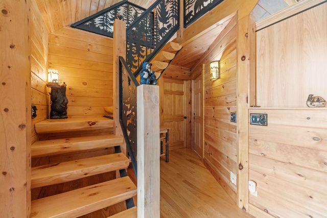 308 Lake Road, Lunenburg, VT 05906