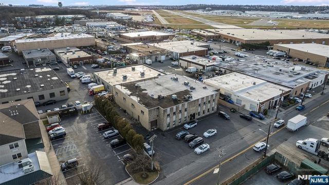 29 Grove Street, South Hackensack, NJ 07606