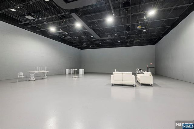 29 Grove Street, South Hackensack, NJ 07606