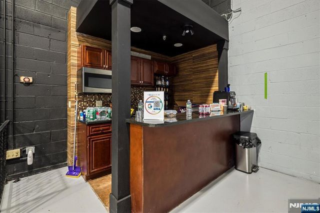 29 Grove Street, South Hackensack, NJ 07606