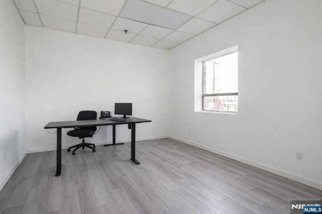 29 Grove Street, South Hackensack, NJ 07606