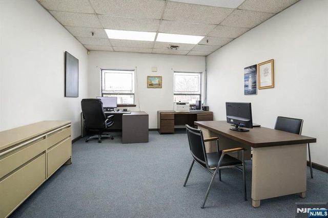 29 Grove Street, South Hackensack, NJ 07606