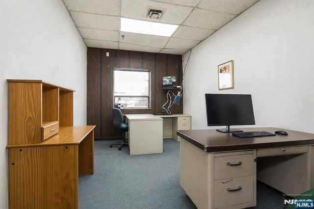 29 Grove Street, South Hackensack, NJ 07606