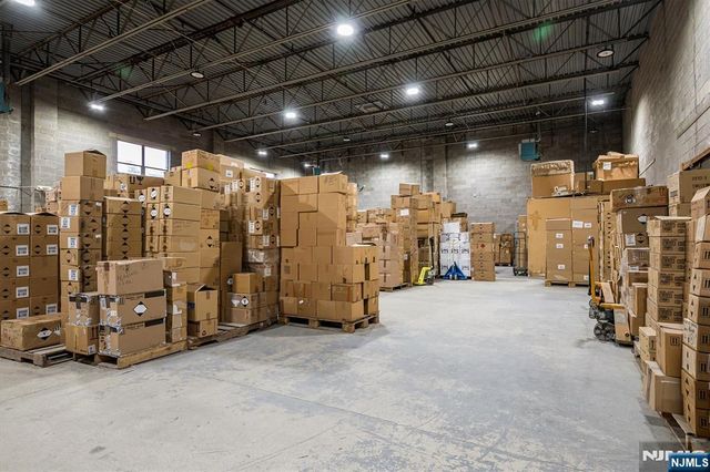 29 Grove Street, South Hackensack, NJ 07606