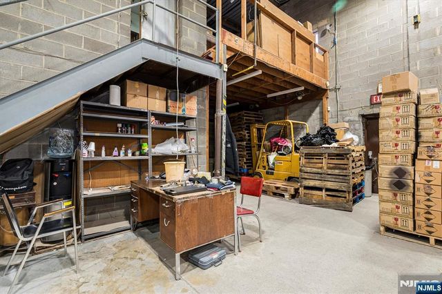 29 Grove Street, South Hackensack, NJ 07606