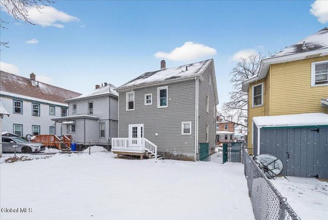 35 James Street, Schenectady, NY 12304