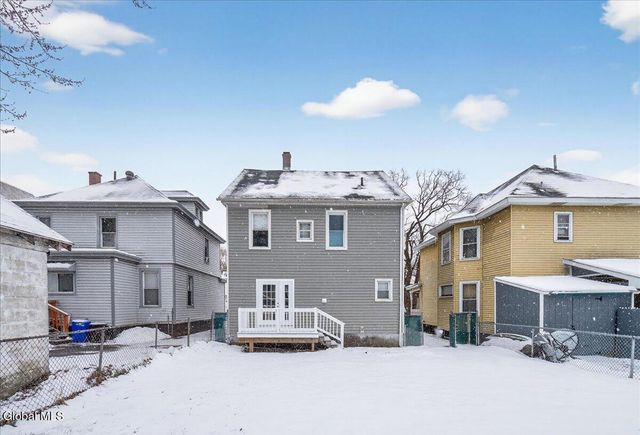 35 James Street, Schenectady, NY 12304