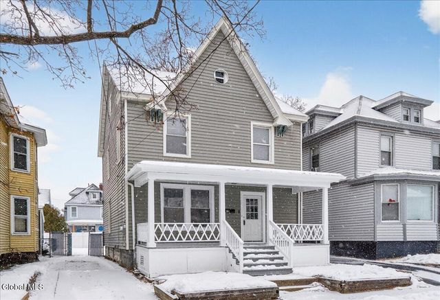 35 James Street, Schenectady, NY 12304