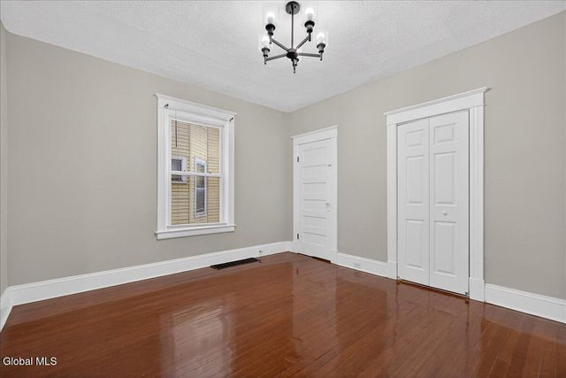 35 James Street, Schenectady, NY 12304