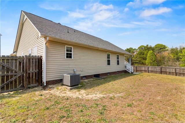 2109 Feathercombe Court, Fayetteville, NC 28306