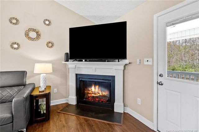 2109 Feathercombe Court, Fayetteville, NC 28306