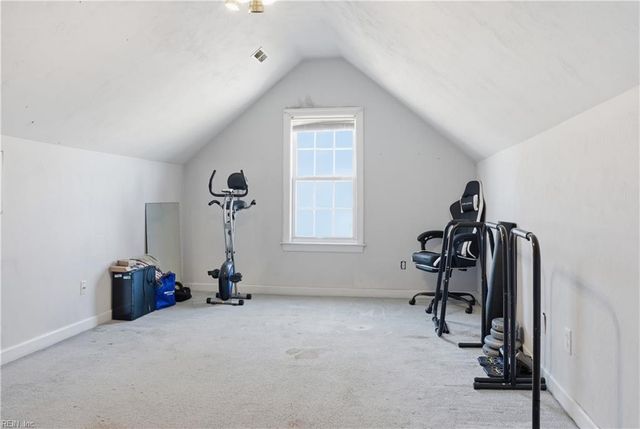 635 Shadow Brooke DR, Chesapeake, VA 23320