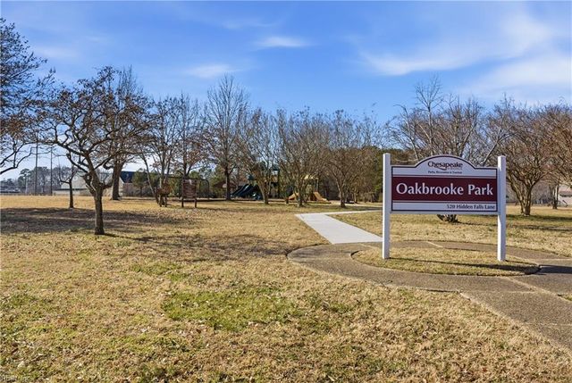 635 Shadow Brooke DR, Chesapeake, VA 23320