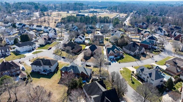 635 Shadow Brooke DR, Chesapeake, VA 23320