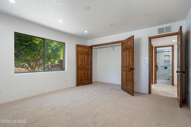 2759 N Desert Avenue, Tucson, AZ 85712