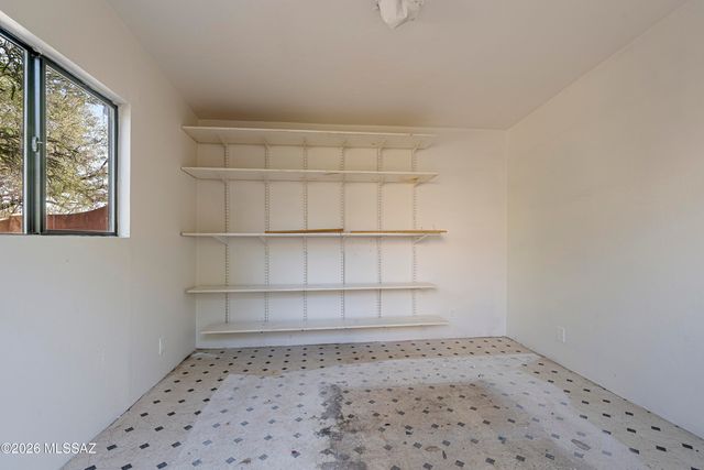 2759 N Desert Avenue, Tucson, AZ 85712