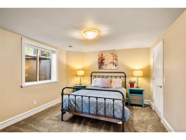 291 Fairchild Dr, Highlands Ranch, CO 80126