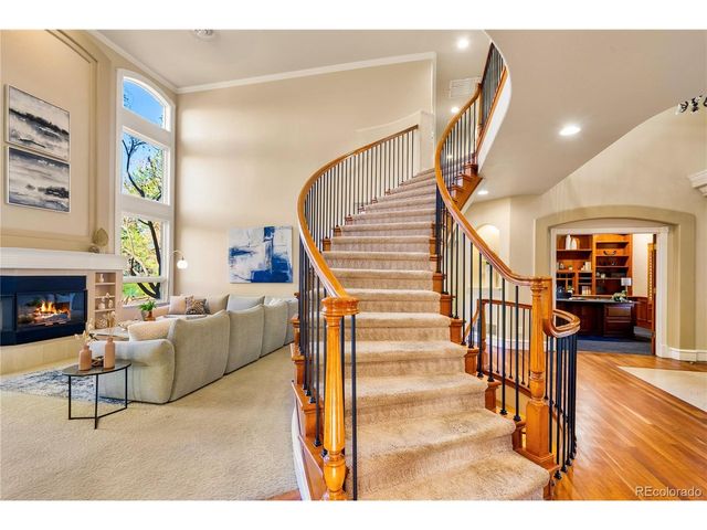 291 Fairchild Dr, Highlands Ranch, CO 80126