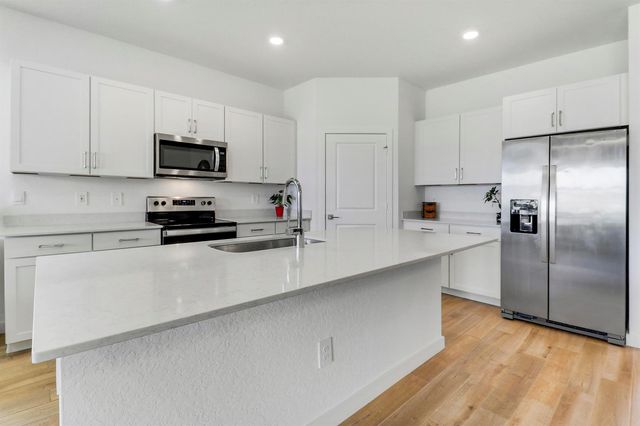 5783 SE Skyblue Circle, Stuart, FL 34997