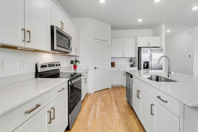 5783 SE Skyblue Circle, Stuart, FL 34997