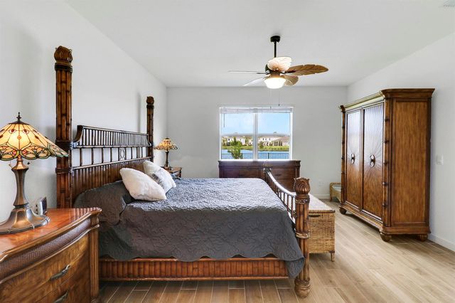 5783 SE Skyblue Circle, Stuart, FL 34997