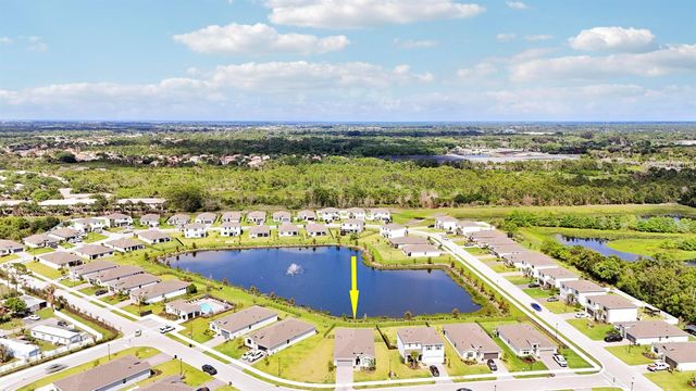 5783 SE Skyblue Circle, Stuart, FL 34997
