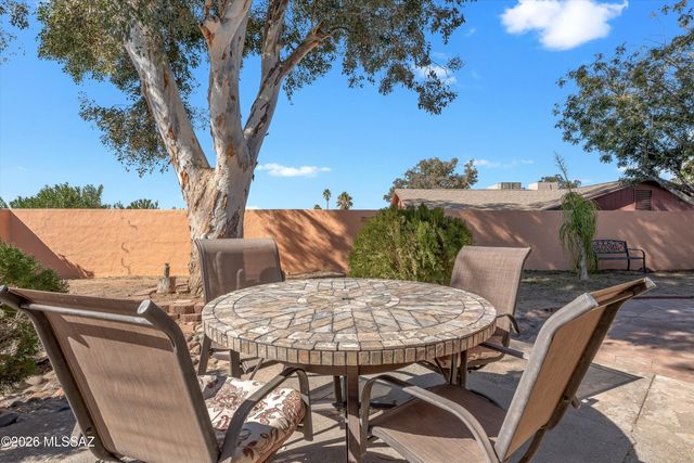 7531 N Juniper Road, Tucson, AZ 85741