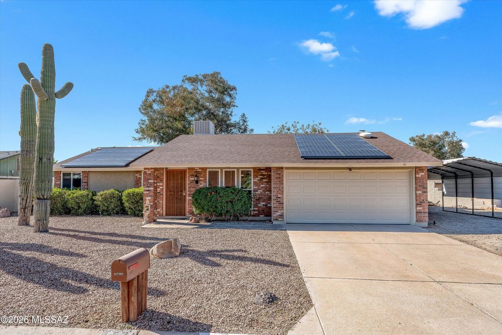 7531 N Juniper Road, Tucson, AZ 85741