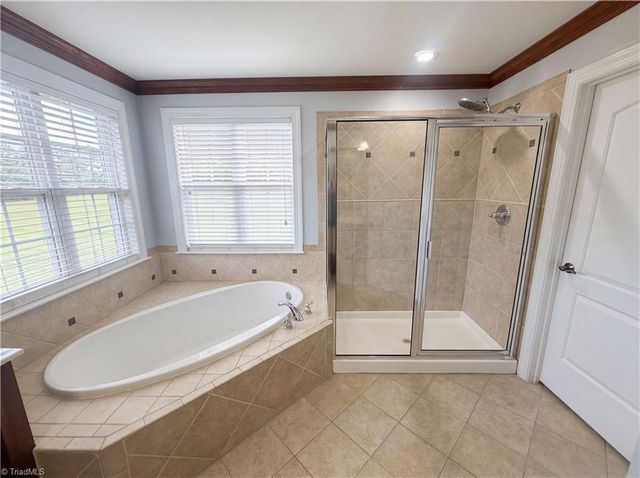 7791 Newhaven Drive, Oak Ridge, NC 27310