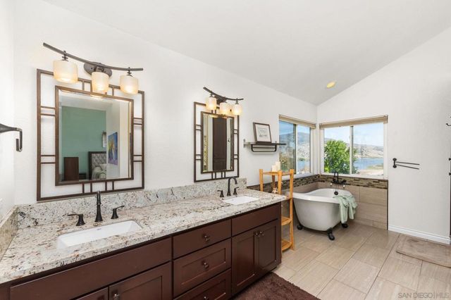 10035 Verbena Ln., Spring Valley, CA 91977