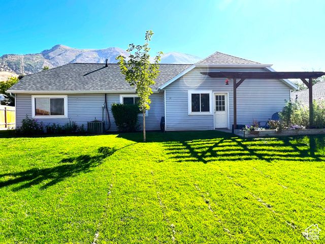10029 N WILLOW CT, Cedar Hills, UT 84062
